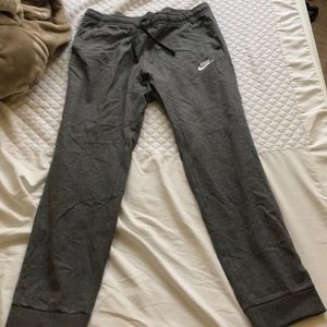 Never worn size large Nike jogger